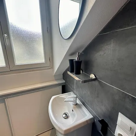 Pyramide & Louvre Apartman